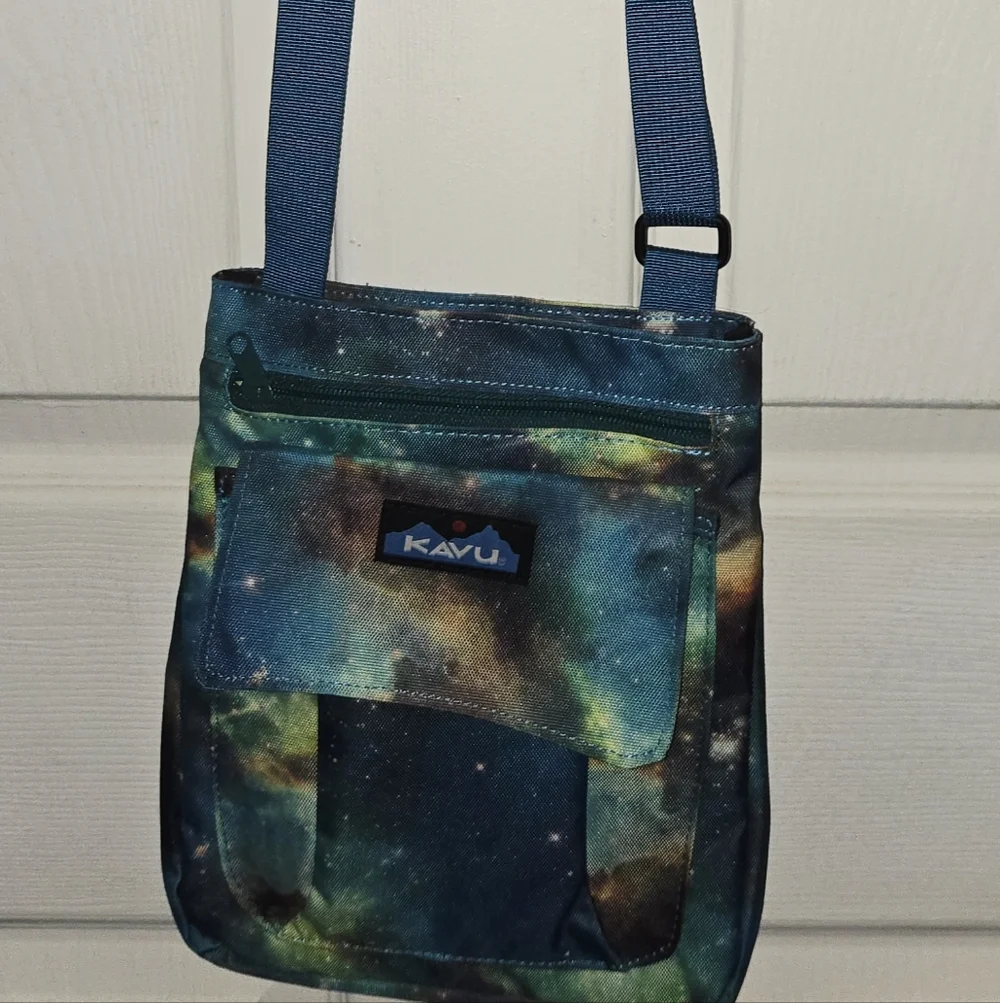 Kavu Cosmic Print Messenger Bag - Picture 8 of 8